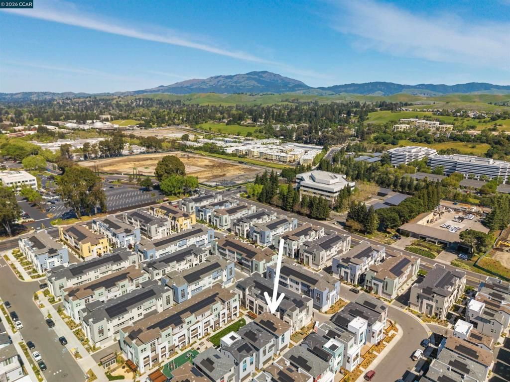 Image 36 of property listing at 6012 Sunglow Terr, San Ramon, CA 94583