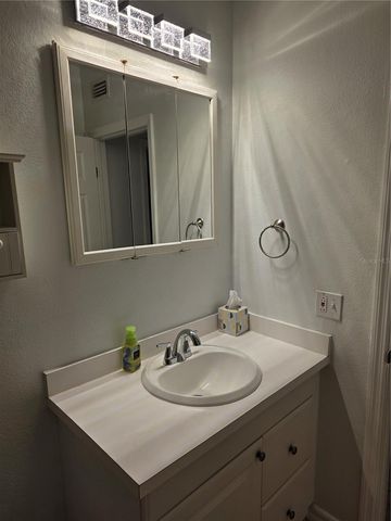 298 11TH AVENUE SW, Largo, FL 33770