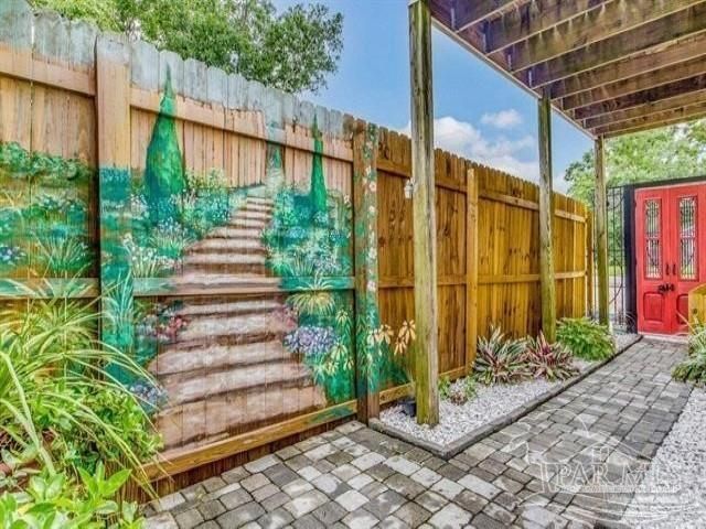 510 W Gregory St, Pensacola, FL 32502