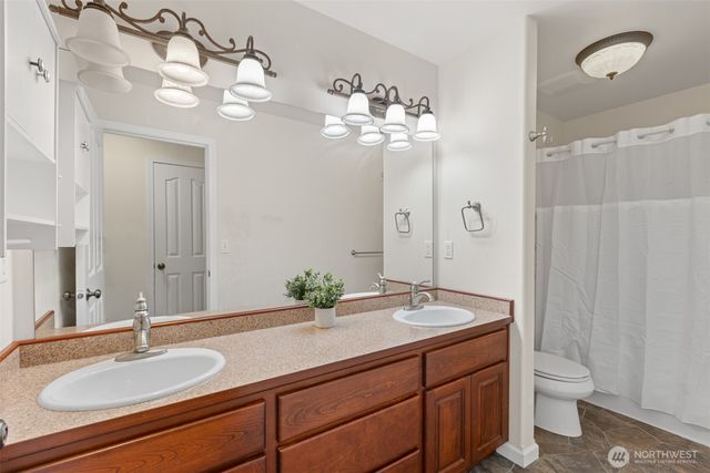 156 N Alder Lane, Port Angeles, WA 98362