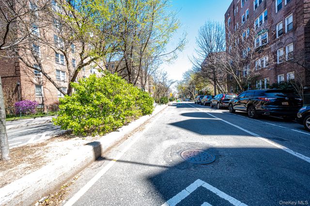 86-10 34 Avenue 114, Jackson Heights, NY 11372