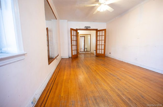 86-10 34 Avenue 114, Jackson Heights, NY 11372