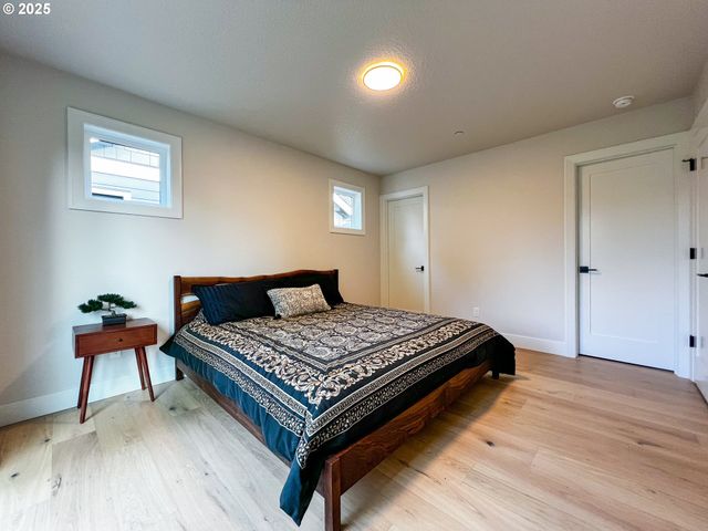 6904 Se Brooklyn St, Portland, OR 97206