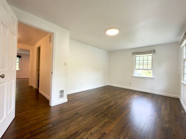 16 Jericho Rd 16, Weston, MA 02493