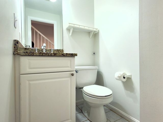 16 Jericho Rd 16, Weston, MA 02493
