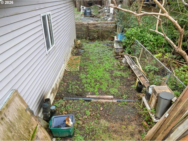 923 S EASY St, Rockaway Beach, OR 97136