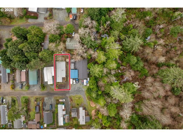 923 S EASY St, Rockaway Beach, OR 97136