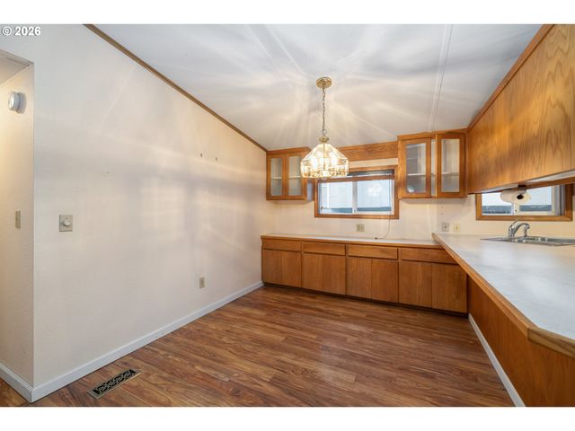 923 S EASY St, Rockaway Beach, OR 97136