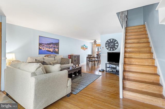 5432 VICARIS ST, Philadelphia, PA 19128