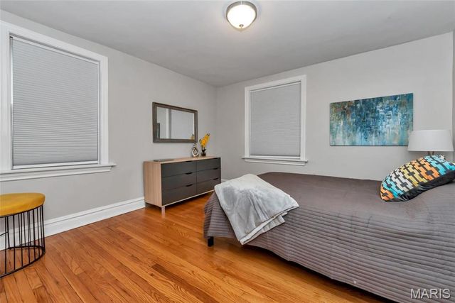 7557 Buckingham, Clayton, MO 63105