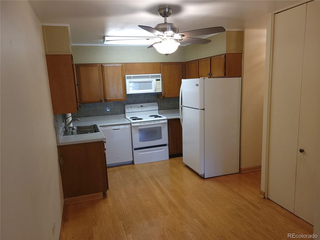 745 S Alton Way 8A, Denver, CO 80247
