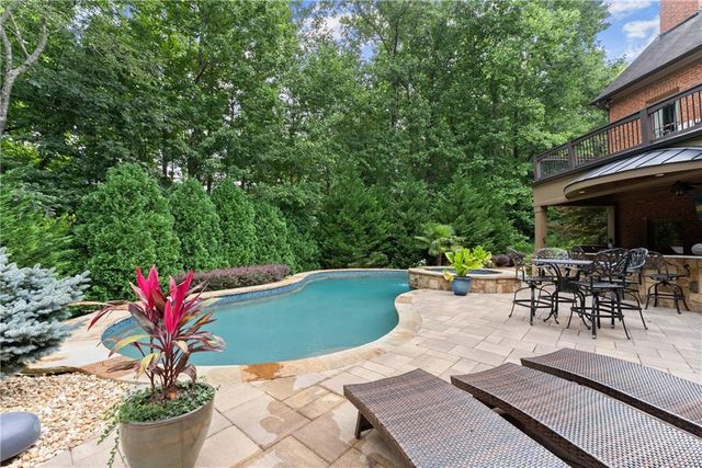 5507 AVIEMORE Court, Suwanee, GA 30024