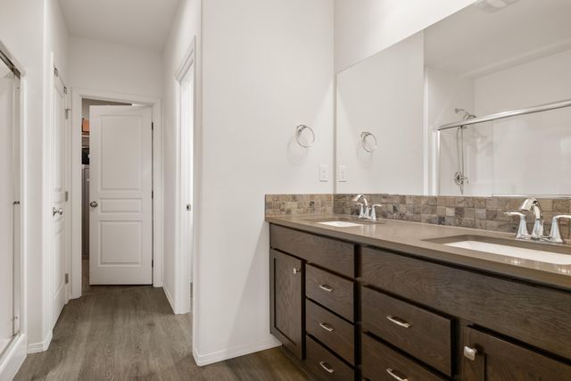 9040 SW Sand Ridge Road, Terrebonne, OR 97760