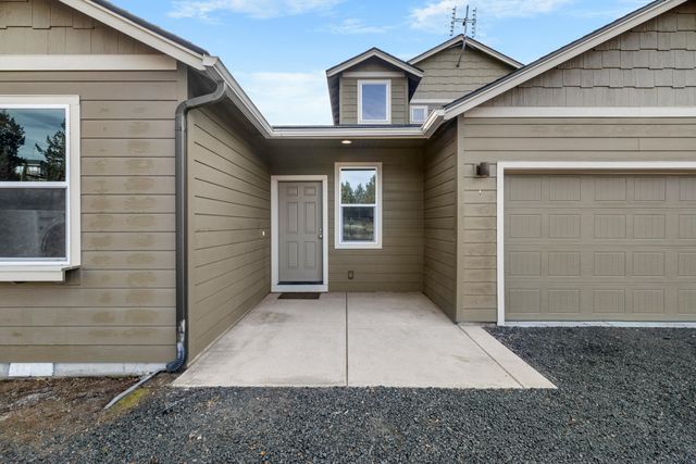 9040 SW Sand Ridge Road, Terrebonne, OR 97760