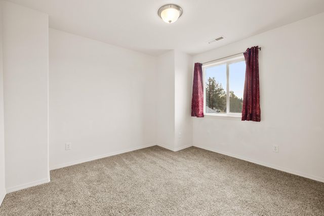 9040 SW Sand Ridge Road, Terrebonne, OR 97760