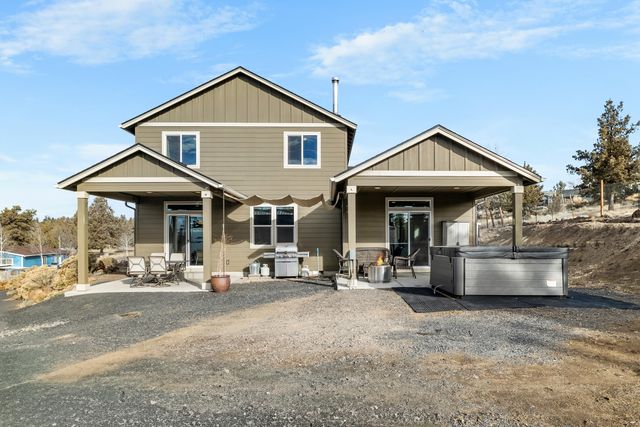9040 SW Sand Ridge Road, Terrebonne, OR 97760