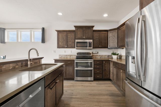 9040 SW Sand Ridge Road, Terrebonne, OR 97760