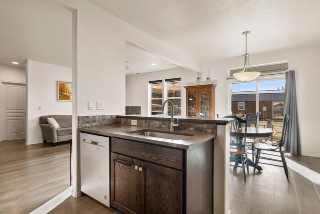 9040 SW Sand Ridge Road, Terrebonne, OR 97760