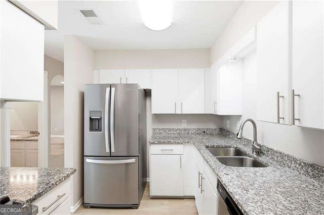 301 Bridge Lane SE 301, Smyrna, GA 30082