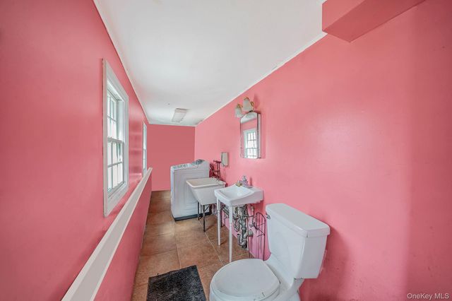 7 Osage Drive, Huntington Station, NY 11746