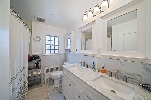 7 Osage Drive, Huntington Station, NY 11746