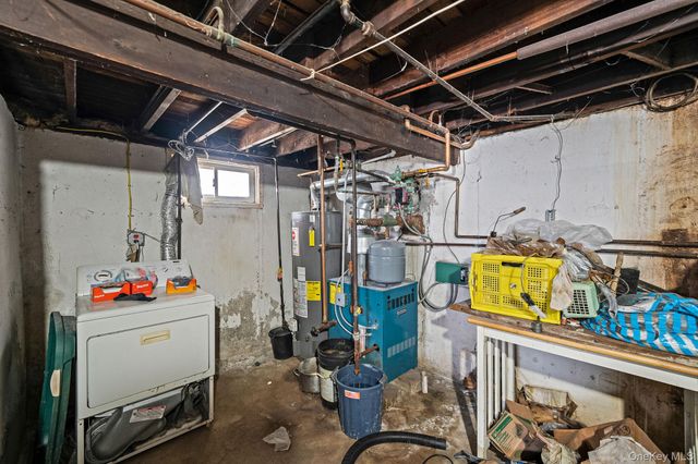 7 Osage Drive, Huntington Station, NY 11746