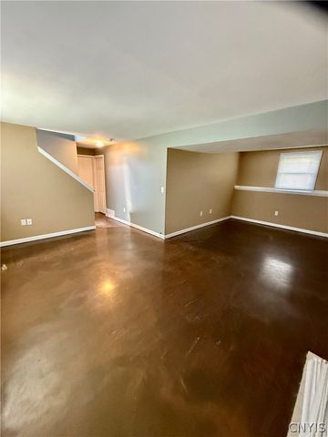 8407 Shoveler Lane, Clay, NY 13090