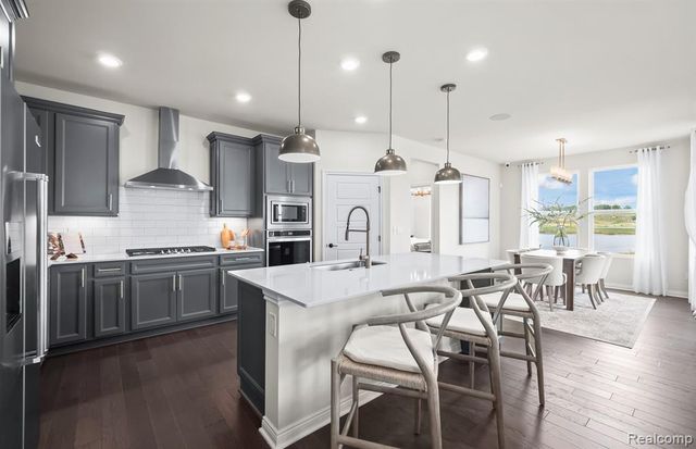 1557 Firefly Trail, Milford, MI 48381