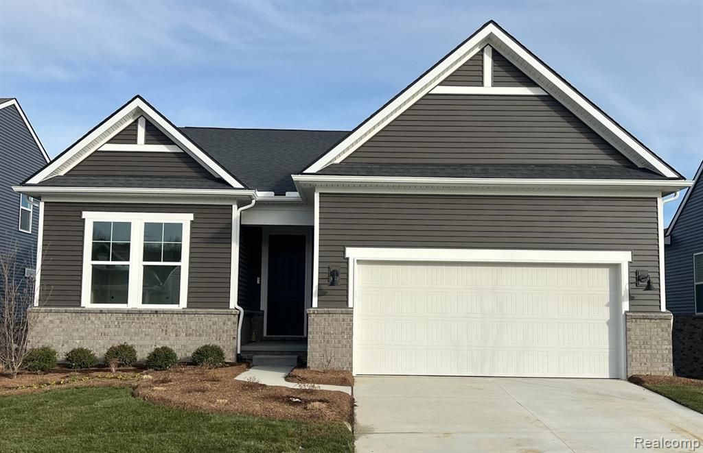 1557 Firefly Trail, Milford, MI 48381