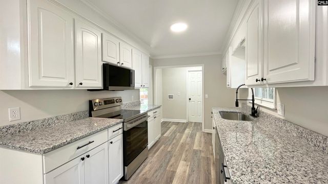 2005 Bedford Way, Hopkins, SC 29209