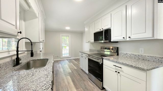 2005 Bedford Way, Hopkins, SC 29209