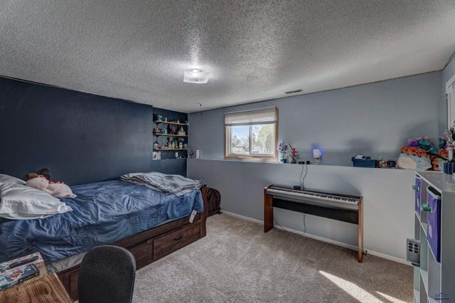 4720 APRES VOUS CT, Rapid City, SD 57703