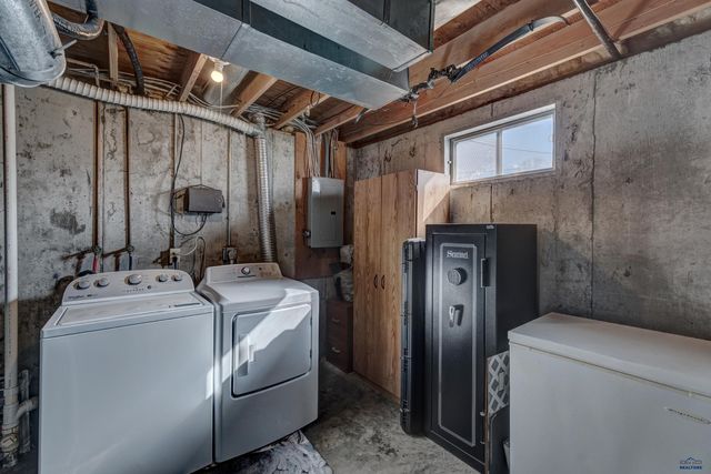 4720 APRES VOUS CT, Rapid City, SD 57703