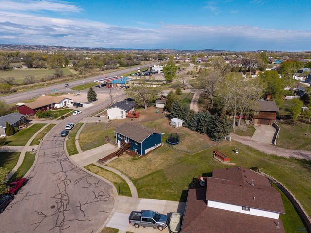 4720 APRES VOUS CT, Rapid City, SD 57703