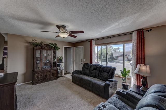 4720 APRES VOUS CT, Rapid City, SD 57703