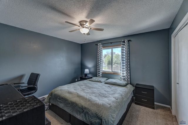 4720 APRES VOUS CT, Rapid City, SD 57703