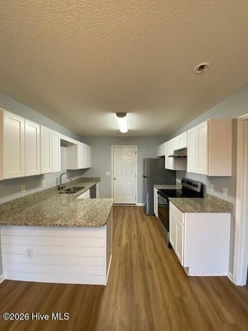 6958 Newbury Way, Wilmington, NC 28411