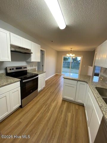 6958 Newbury Way, Wilmington, NC 28411