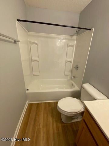 6958 Newbury Way, Wilmington, NC 28411