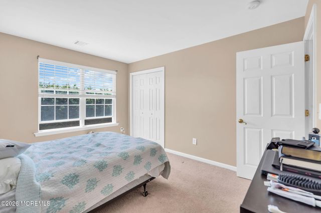 4 Adrift Avenue, Barnegat, NJ 08005