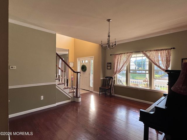 4 Adrift Avenue, Barnegat, NJ 08005