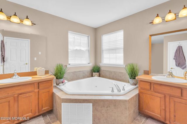 4 Adrift Avenue, Barnegat, NJ 08005