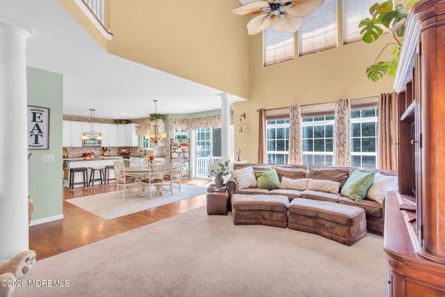 4 Adrift Avenue, Barnegat, NJ 08005