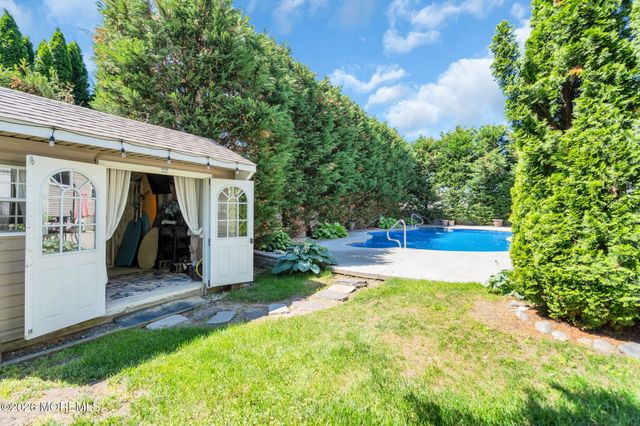 4 Adrift Avenue, Barnegat, NJ 08005