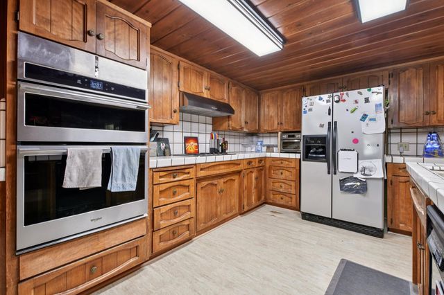 1786 Le Bec Ct, Lodi, CA 95240