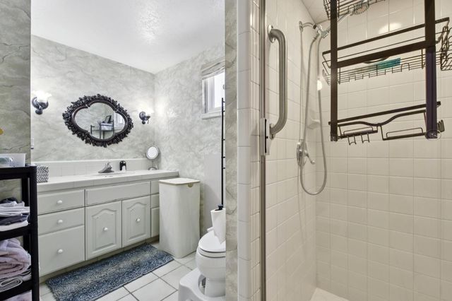 1786 Le Bec Ct, Lodi, CA 95240
