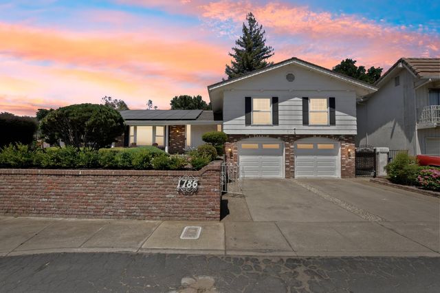 1786 Le Bec Ct, Lodi, CA 95240