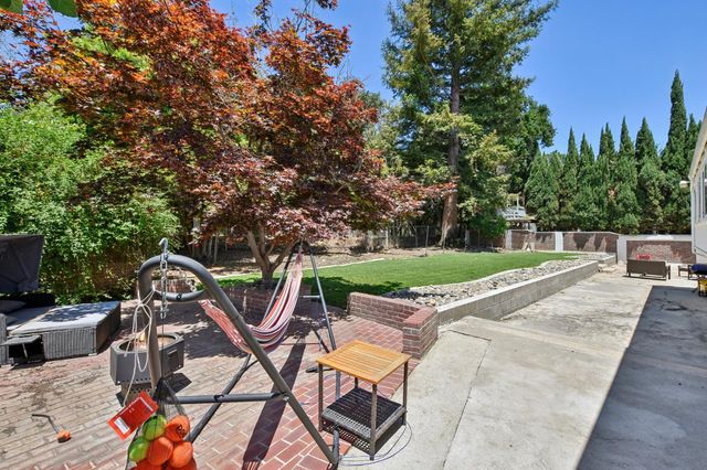 1786 Le Bec Ct, Lodi, CA 95240