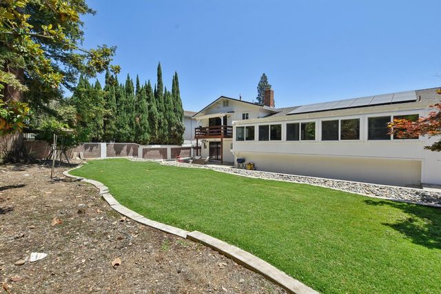 1786 Le Bec Ct, Lodi, CA 95240