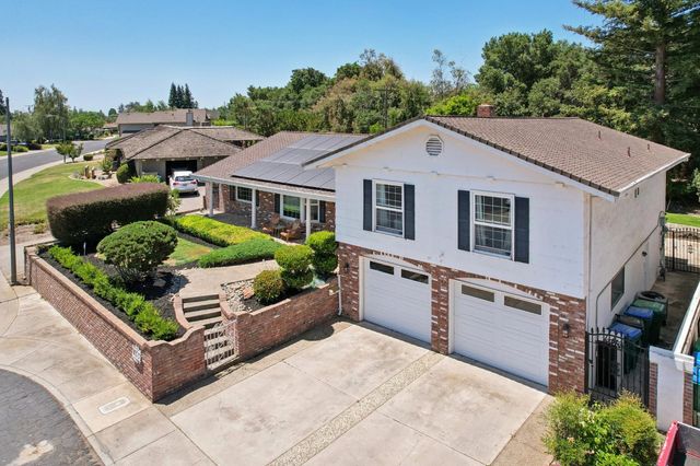 1786 Le Bec Ct, Lodi, CA 95240